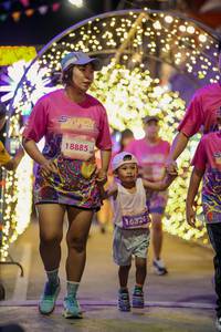 BIB: 18885, 16320
                            <button type="button" onclick="openModal(24741532)" class="btn btn-primary btn-sm float-right btn-popup" data-toggle="modal" data-target=".modal-high-quality">
                        <i class="fas fa-shopping-cart"></i> Add to Cart
                    </button>
                                            <button type="button" onclick="isThisMe(24741532, true)" class="btn btn-success btn-sm float-right btn-popup btn-isme hidden" data-toggle="tooltip" data-placement="bottom" title="นี่คือรูปของคุณใช่ไหม คลิกที่นี่เพื่อเอาเข้าอัลบั้ม">
                        <i class="fas fa-plus"></i> Add to album
                    </button>
                    <button type="button" onclick="isThisMe(24741532, false)" class="btn btn-warning btn-sm float-right btn-popup btn-isnotme hidden">
                        <i class="fas fa-ban"></i> Remove from album
                    </button>